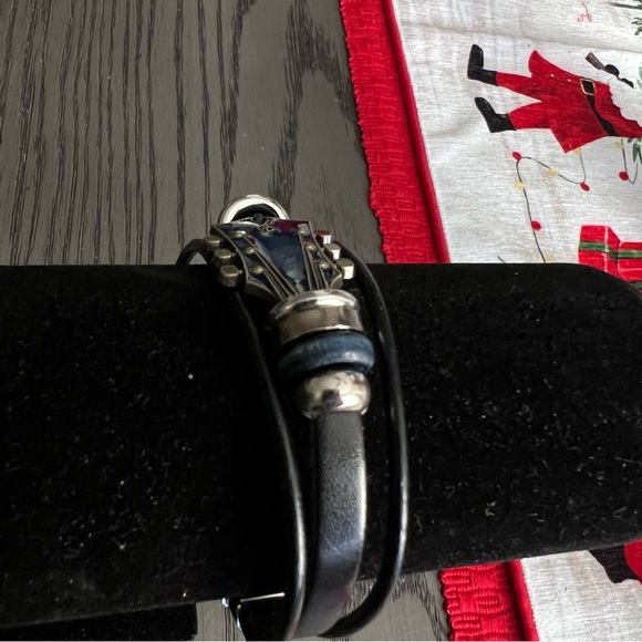 🎸New! Unisex Blue Enamel Guitar Head Stock Black PU Leather 8” Rope Bracelet - Picture 8 of 10